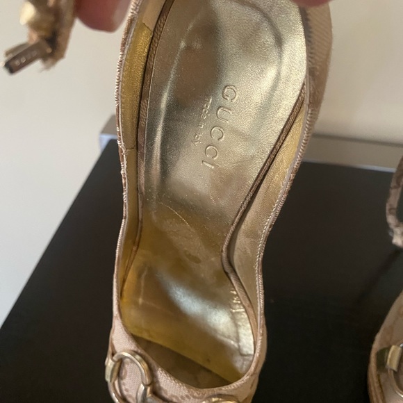 Gucci Beige GG Canvas Horsebit Open Toe Ankle Strap Platform Wedges Pump - Picture 10 of 15